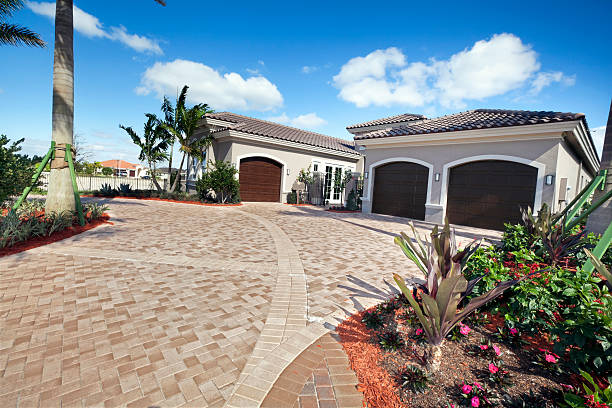 Best Driveway Paving Contractor  in Kingston, TN